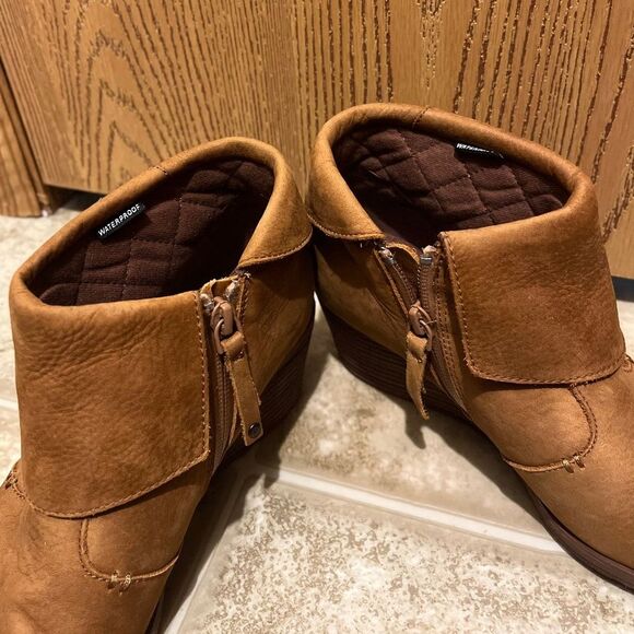 Brown Ankle Boots - Picture 5 of 11